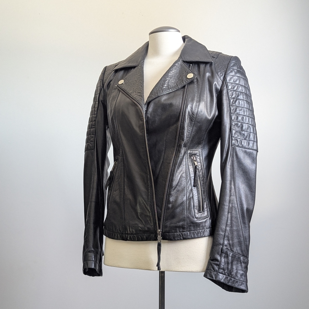 Black %100 Leather Moto Jacket  Small Medium Bikercore Lined